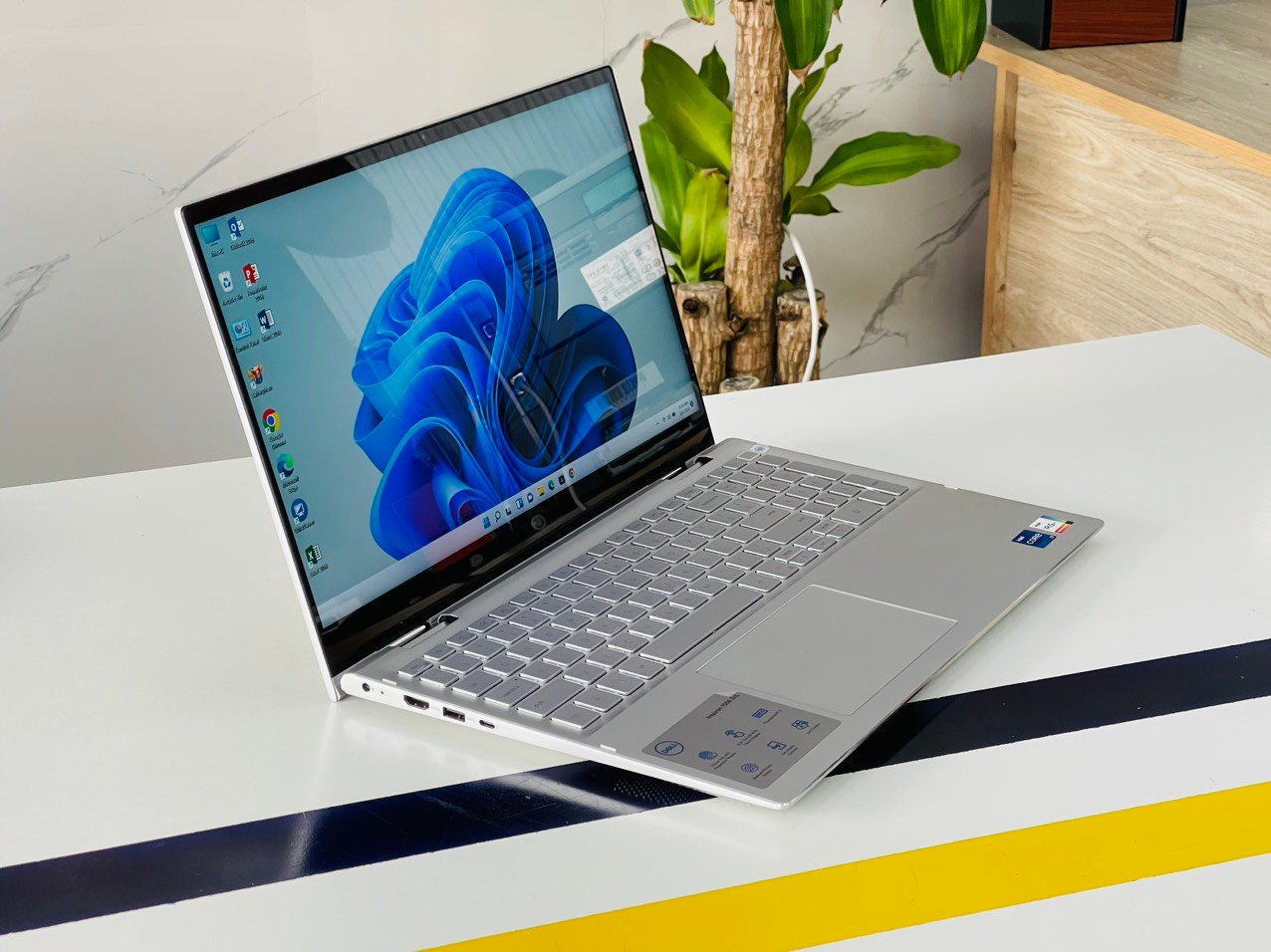 Tìm hiểu kinh nghiệm mua laptop trên Tiki cho người mới